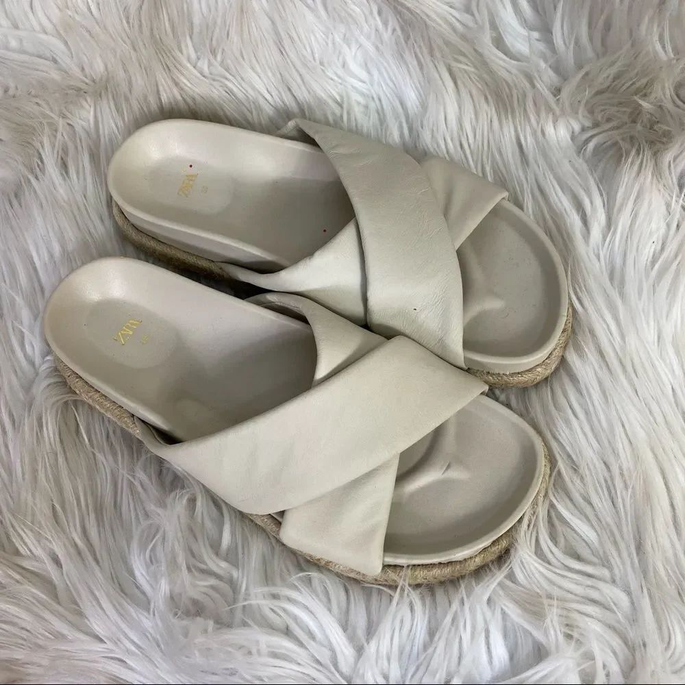 NEW ZARA ecru white leather flat wide straps sandals 39 US 8.5 - Picture 3 of 11